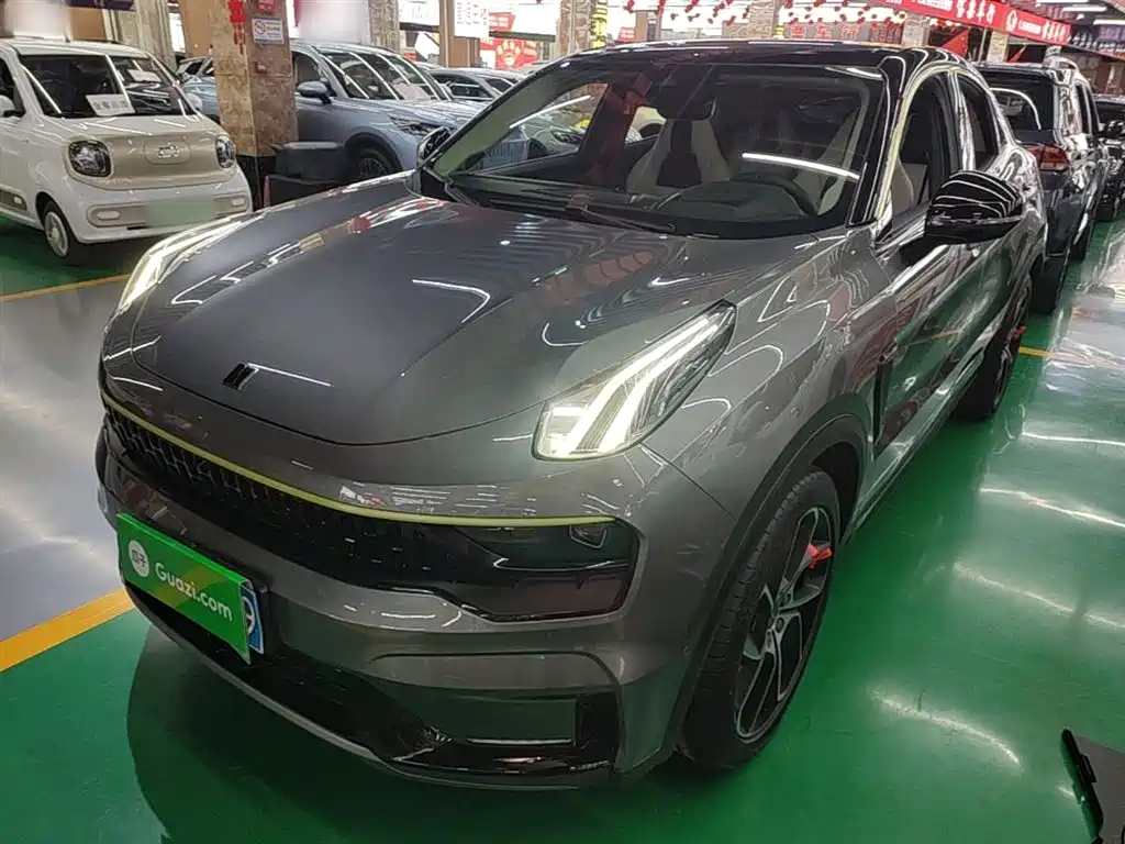 Lynk & Co 05 2022 2.0TD 2WD Shine Halo