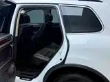 Фото 9 - Volkswagen Touareg
