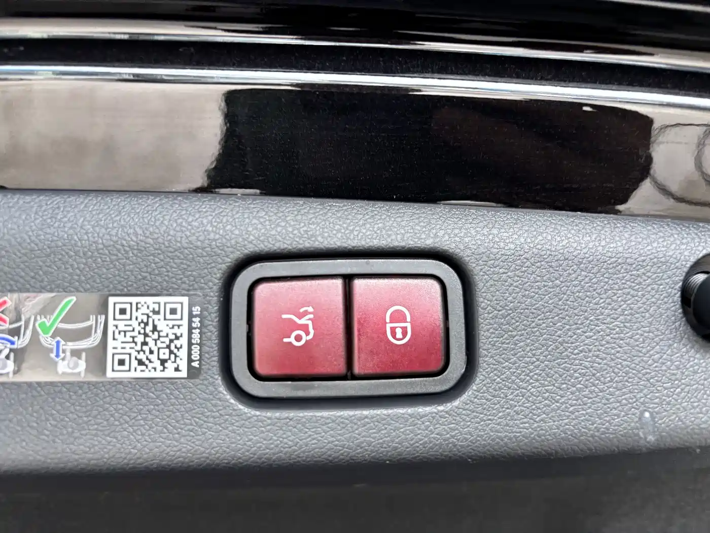 Mercedes-Benz E-Class 2026 E 300 L Luxury фото 28