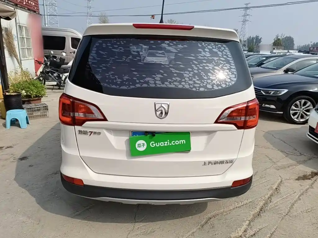Baojun 730 2021 2019 1.5L Manual Value Edition 7-Seater China VI