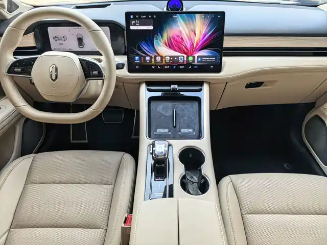 AITO Wenjie AITO M5 2024 Extended Range Max RS AWD Advanced Smart Driving Edition — фото 5