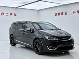 Фото 3 - Chrysler Pacifica PHEV