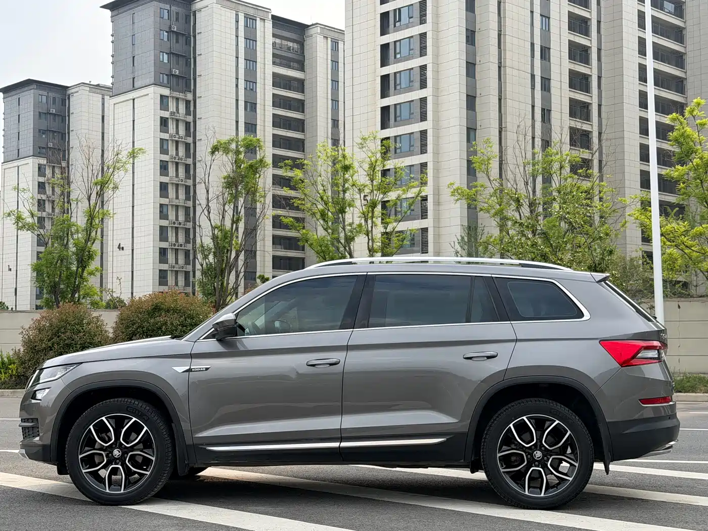 Škoda Kodiaq 2018 TSI330 7-seat FWD Luxury Premium фото 18
