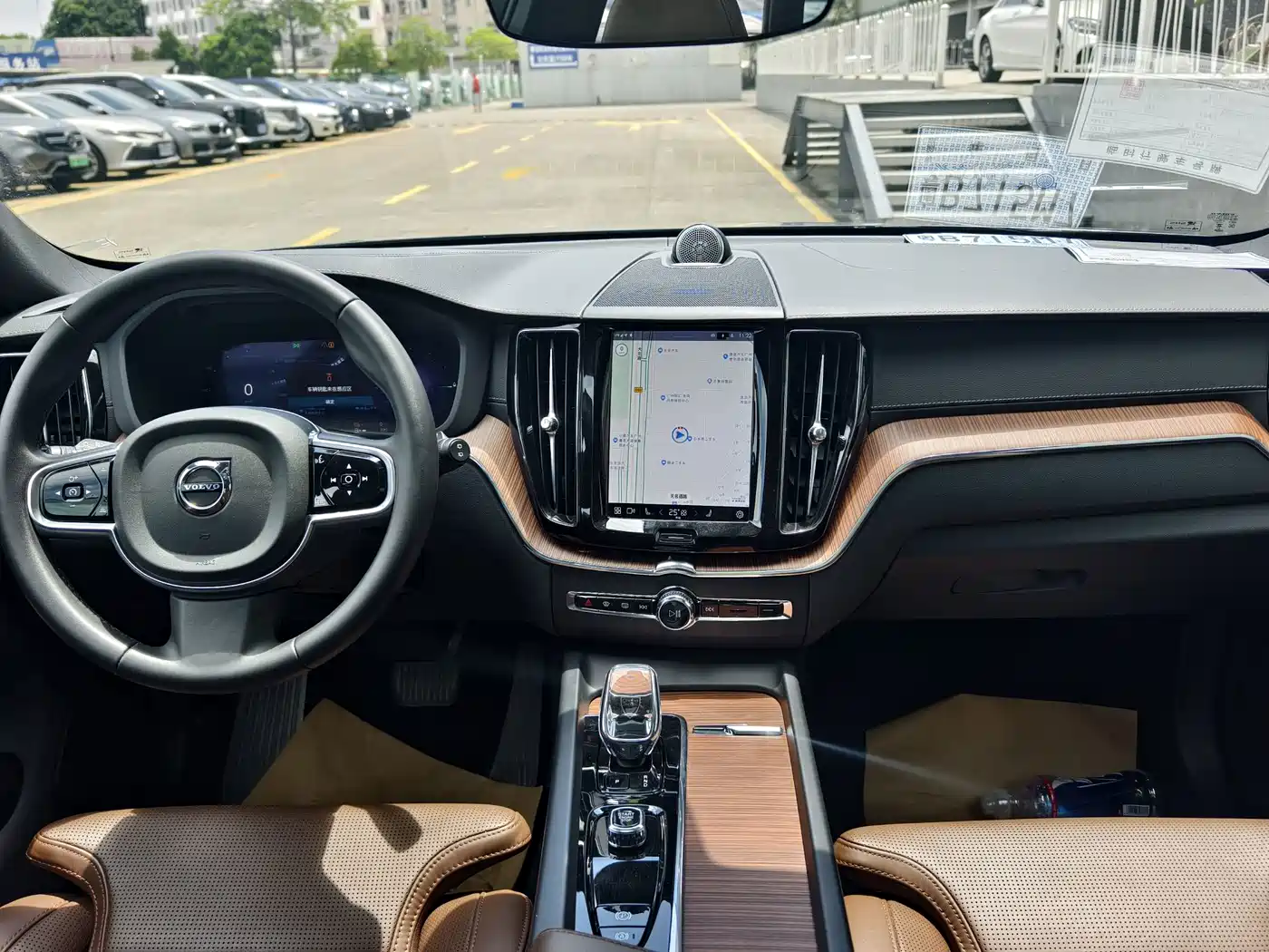 Volvo XC60 Plug-in Hybrid 2024 2025 Plug-in Hybrid Long Range AWD Zhiya Luxury Edition
