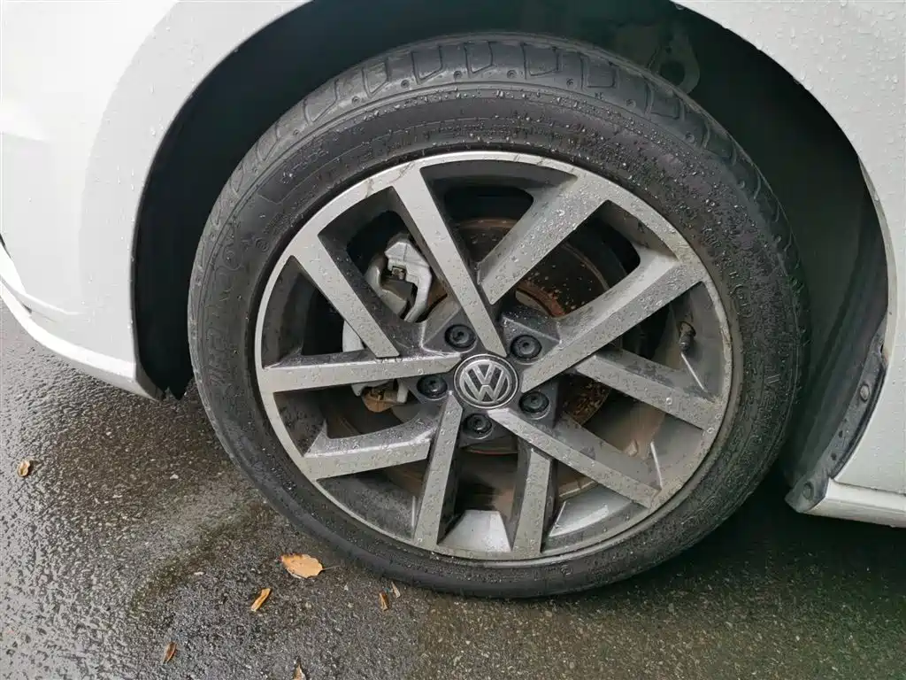 Volkswagen Golf 2020 280TSI DSG Comfort фото 23