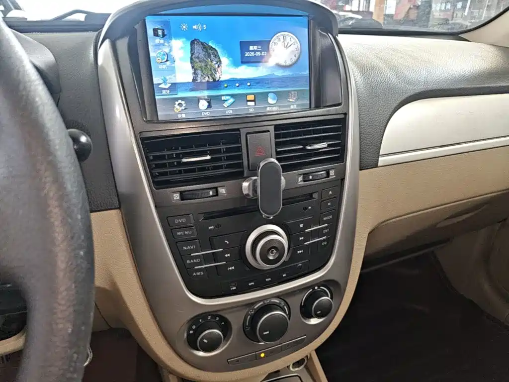 Фото 13 - Buick Excelle