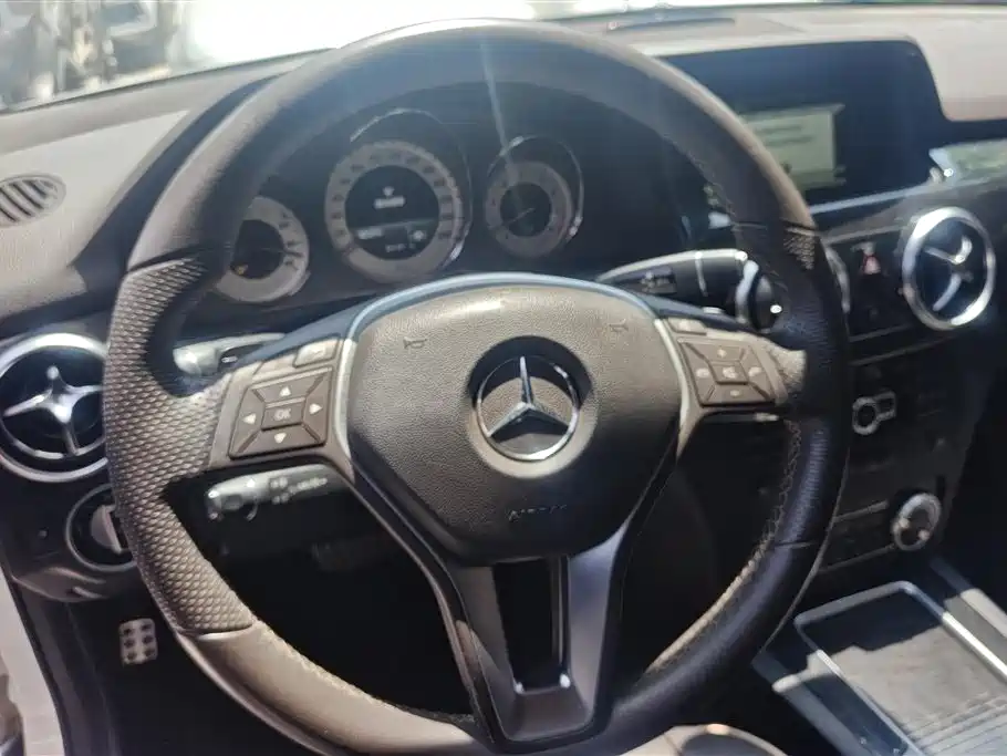 Mercedes-Benz GLK-Class 2013 Facelift GLK 300 4MATIC Fashion фото 15