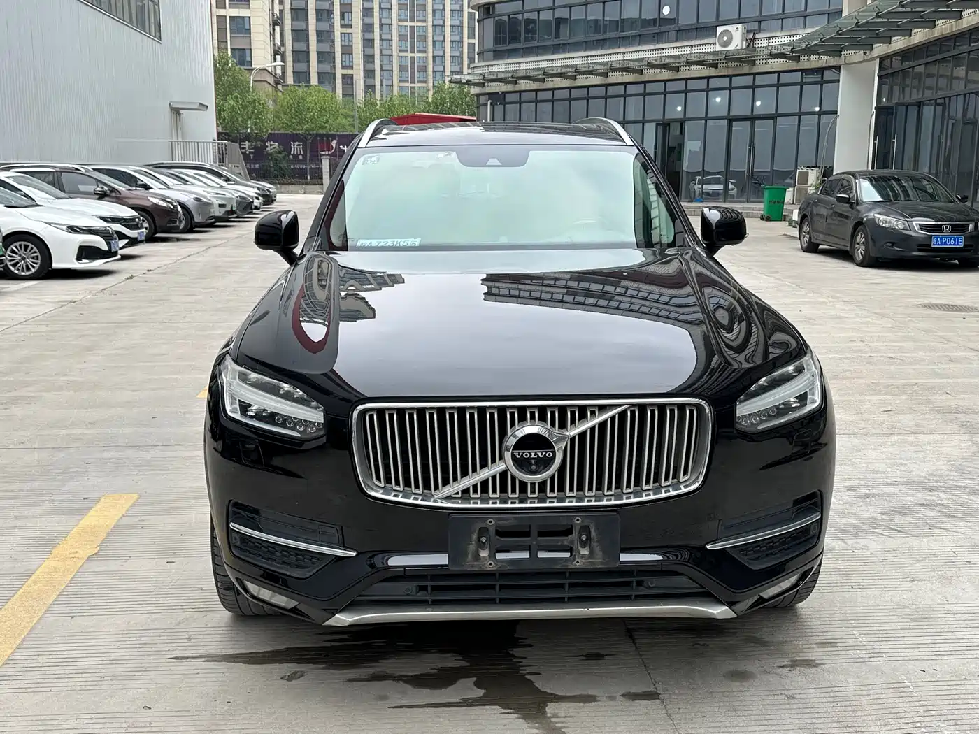 VOLVO XC90