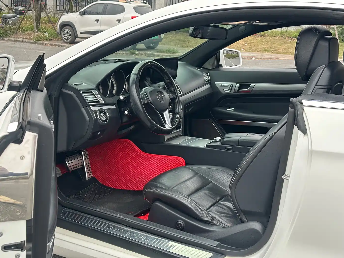 Mercedes-Benz E-Class (Import) 2014 E 200 Coupe фото 8