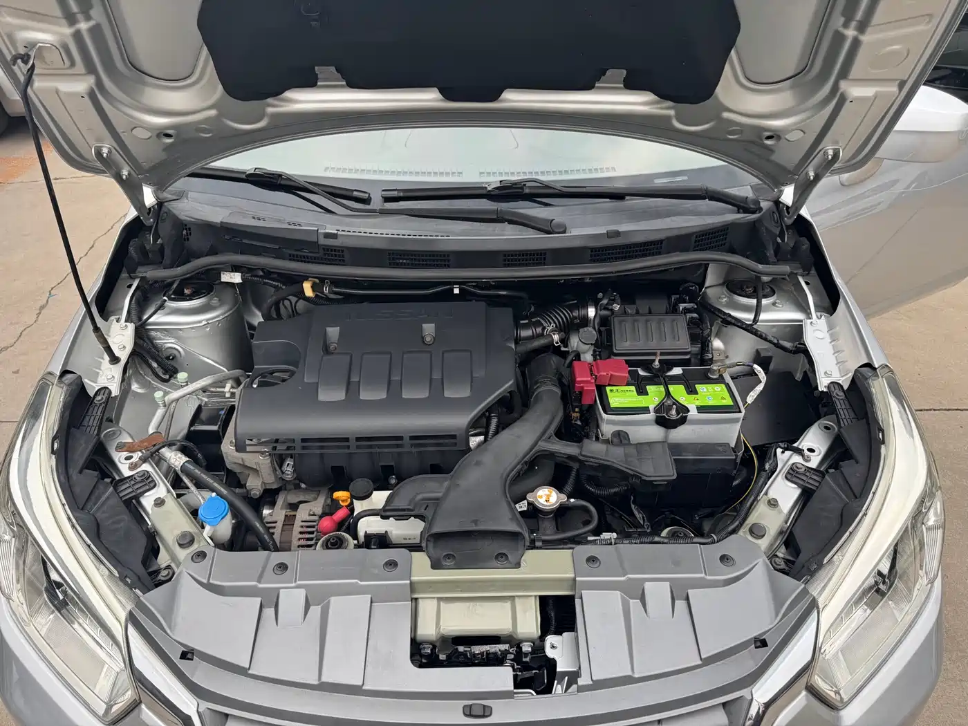 Venucia D50 2013 2013 1.6L Auto Luxury