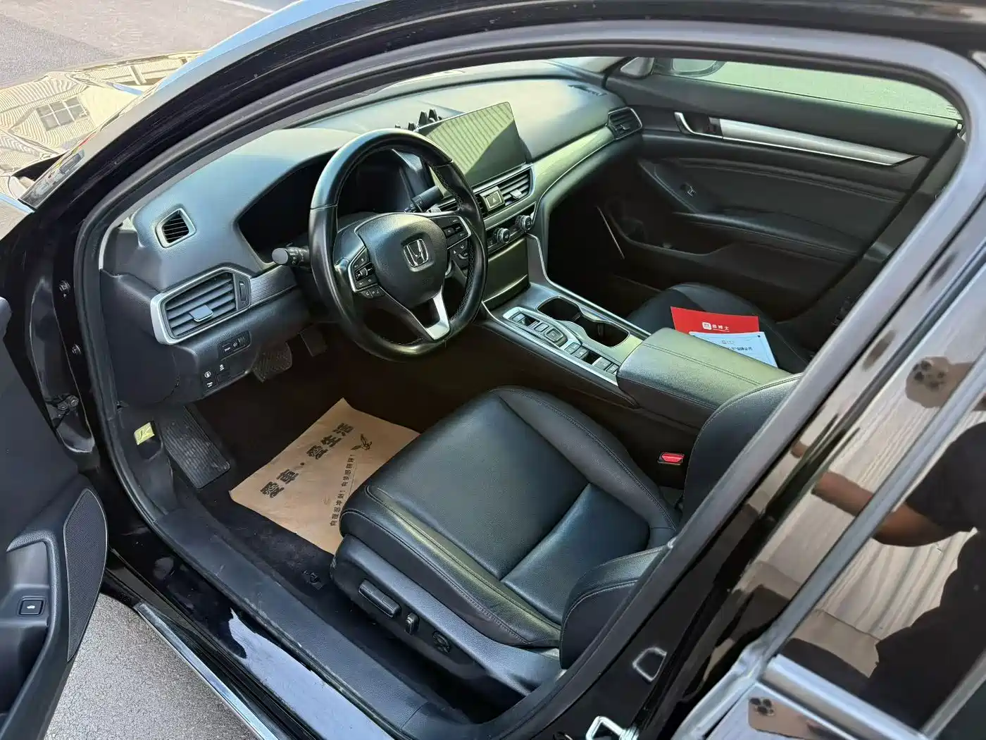 Фото 3 - Honda Accord