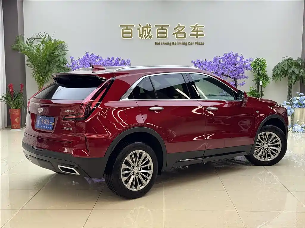Cadillac XT4 2024 28T 2WD Luxury фото 6