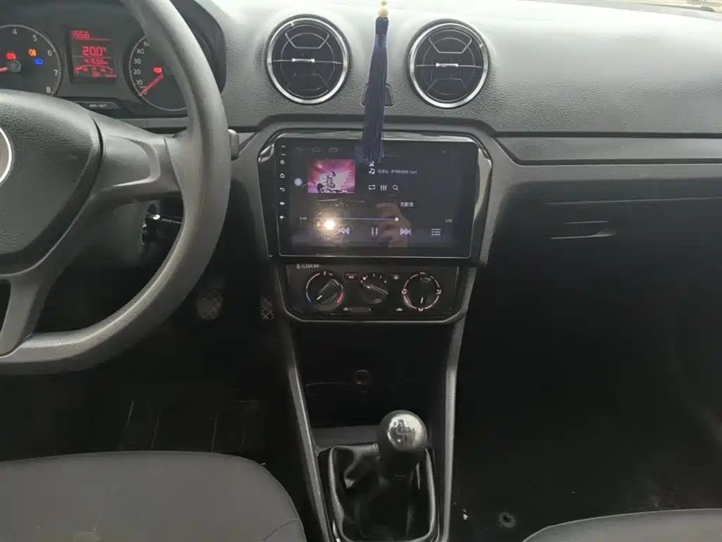 Volkswagen Jetta 2017 1.5L Manual Fashion фото 13