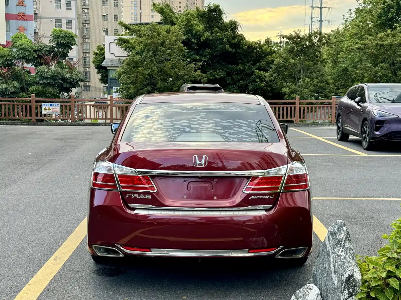 Фото 7 - Honda Accord