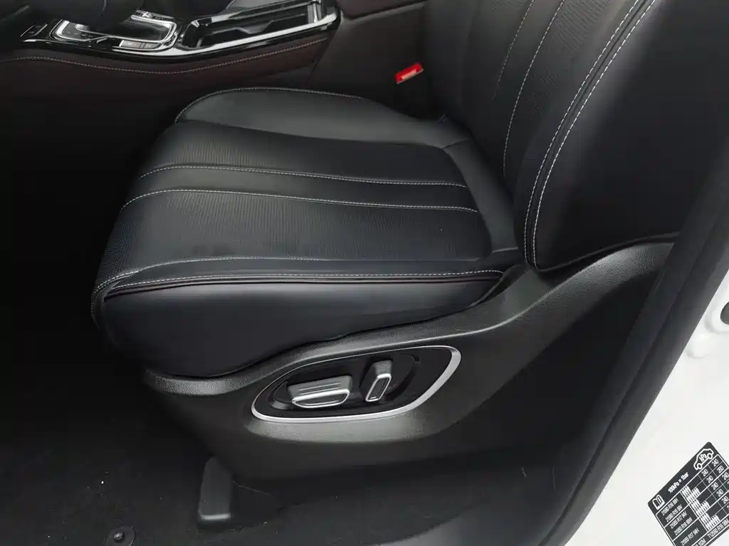 GAC TRUMPCHI TRUMPCHI M6