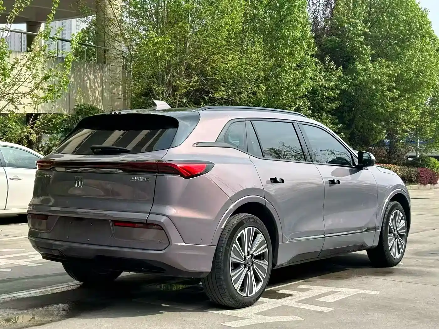 Buick E5 2023 Premium Long Range Edition фото 7