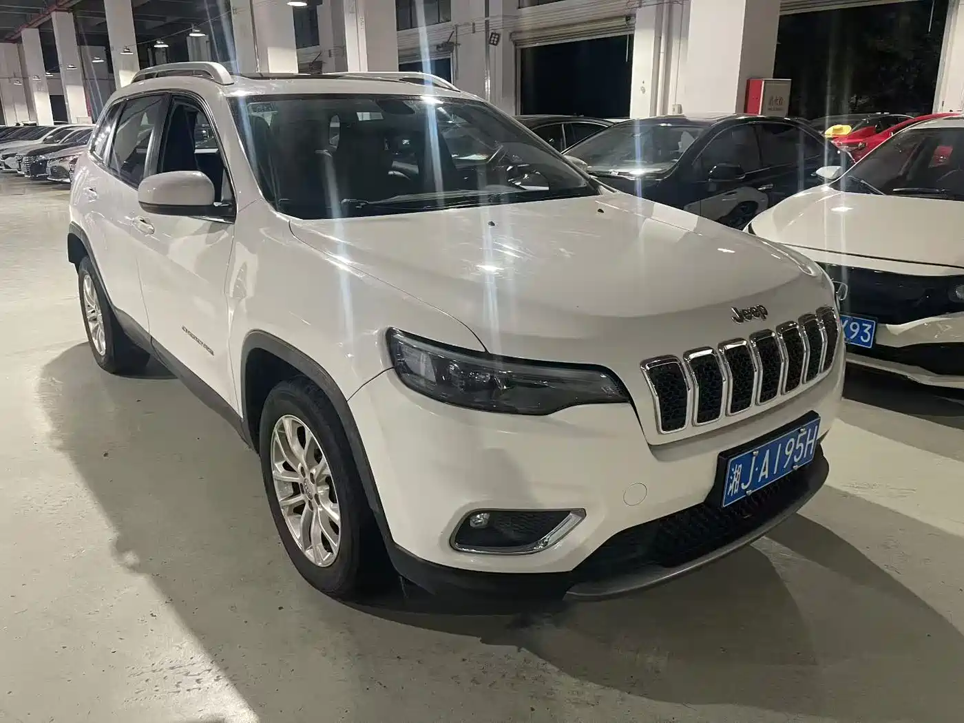 Jeep Cherokee 2020 2019 2.0T 2WD Smart Edition China V
