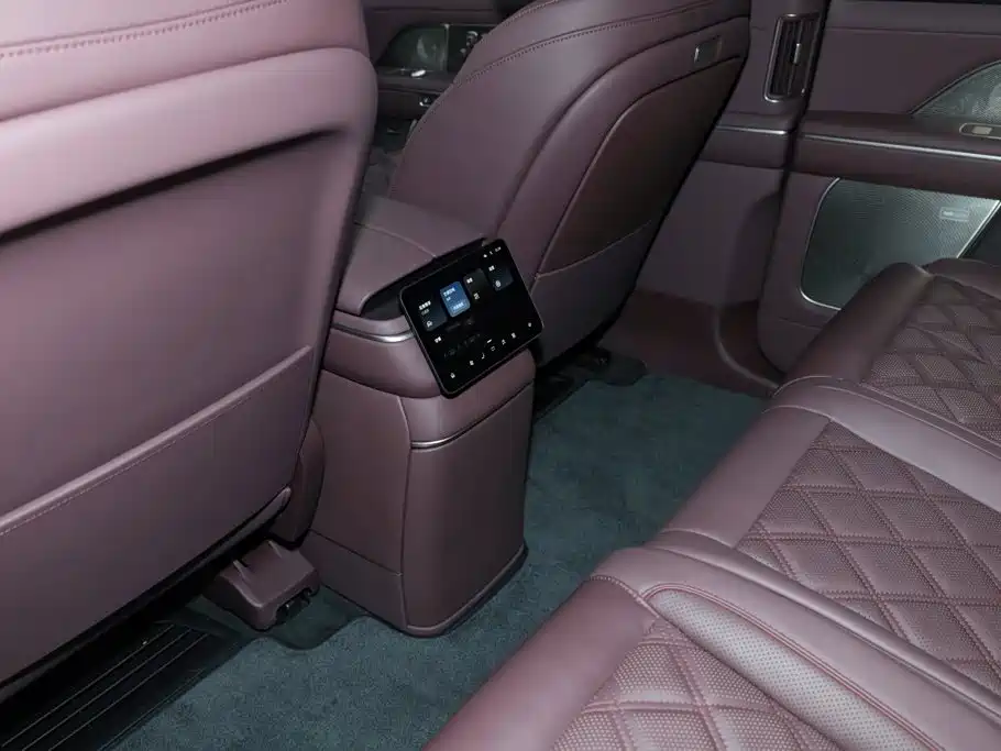 NIO ES8 2026 2025 Base Model 7-Seater