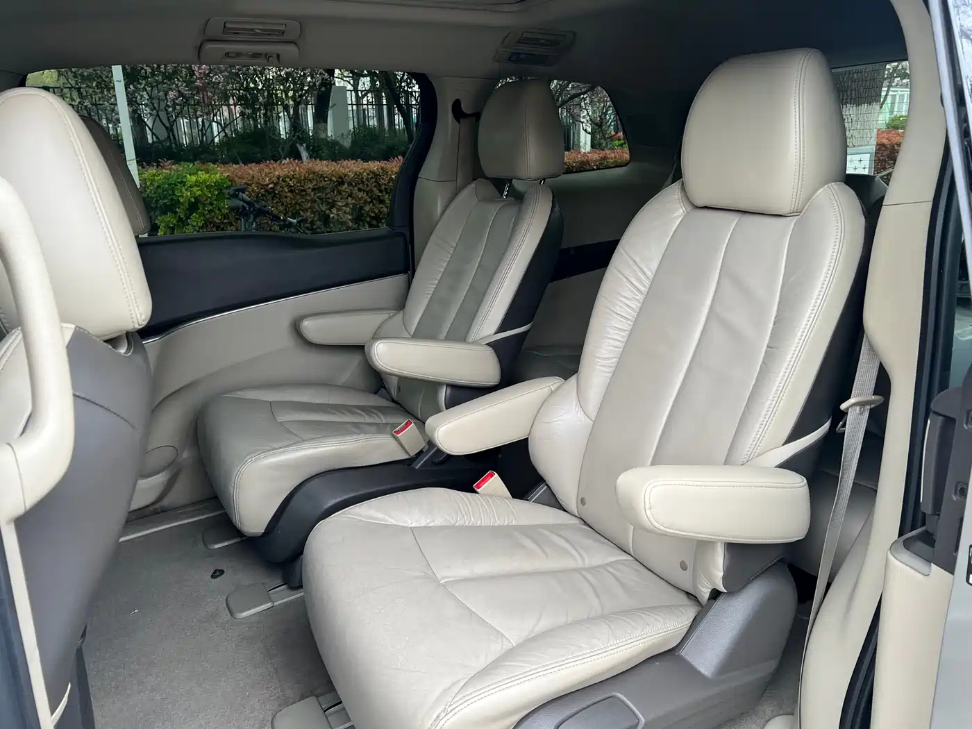 Buick GL8 2013 3.0L GT Luxury Business Elegance Edition фото 14