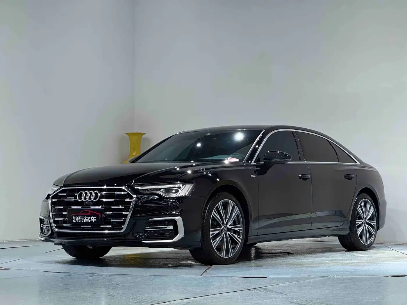 Audi A6L 2024 55 TFSI quattro Exclusive Dynamic фото 2