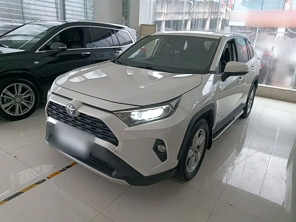 Toyota RAV4 Rongfang 2020 2.0L CVT 2WD Fashion PLUS