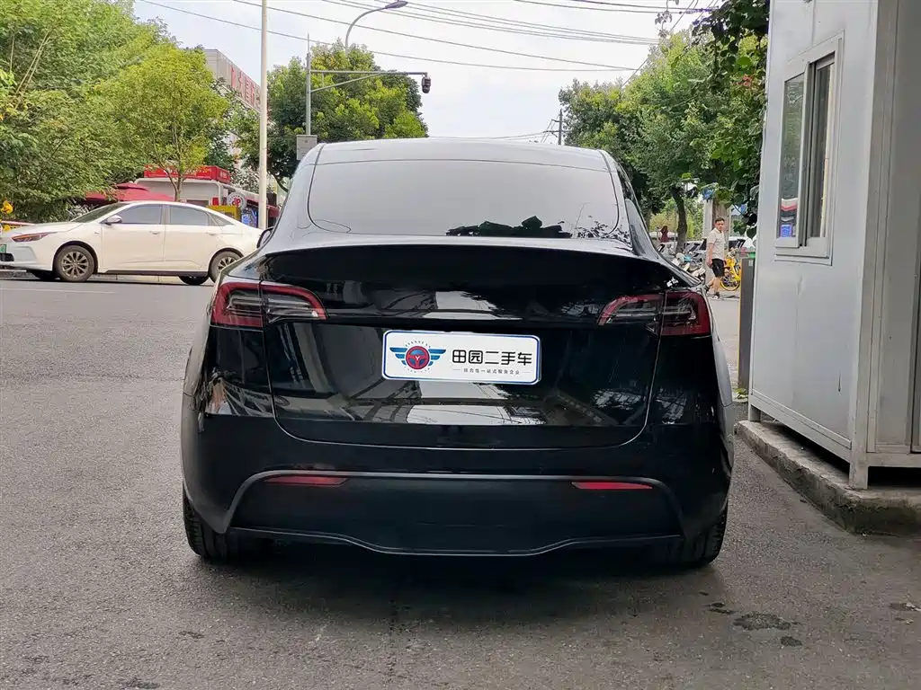 Фото 5 - Tesla Model Y