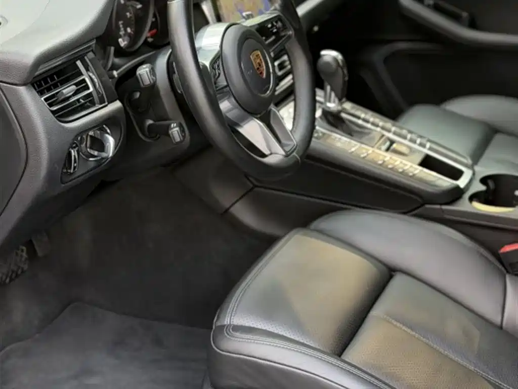 Porsche Macan 2018 Macan 2.0T фото 4