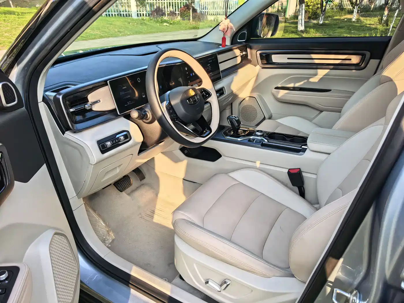 Geely ICON 2023 2023 Model 1.5TD Chocolate Deluxe Edition