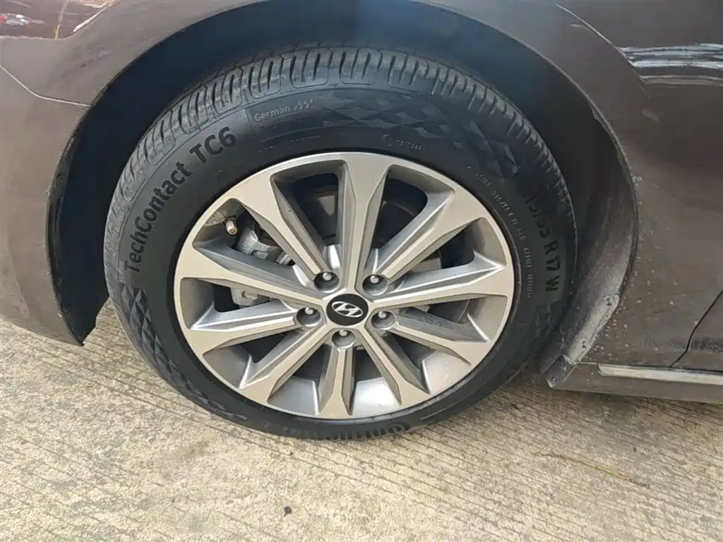 Hyundai Sonata 2017 1.6T GLS Smart фото 23