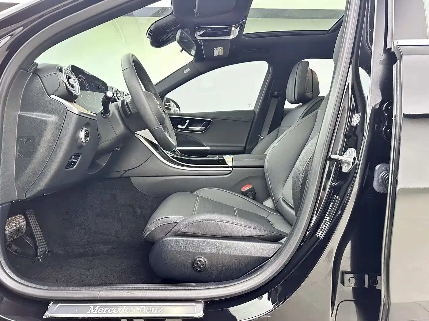 Mercedes-Benz C-Class 2023 Facelift C 260 L Sport Edition фото 7