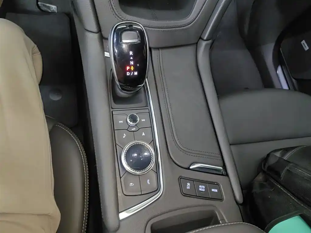 Cadillac XT5 2020 Facelift 28T Luxury Model фото 14