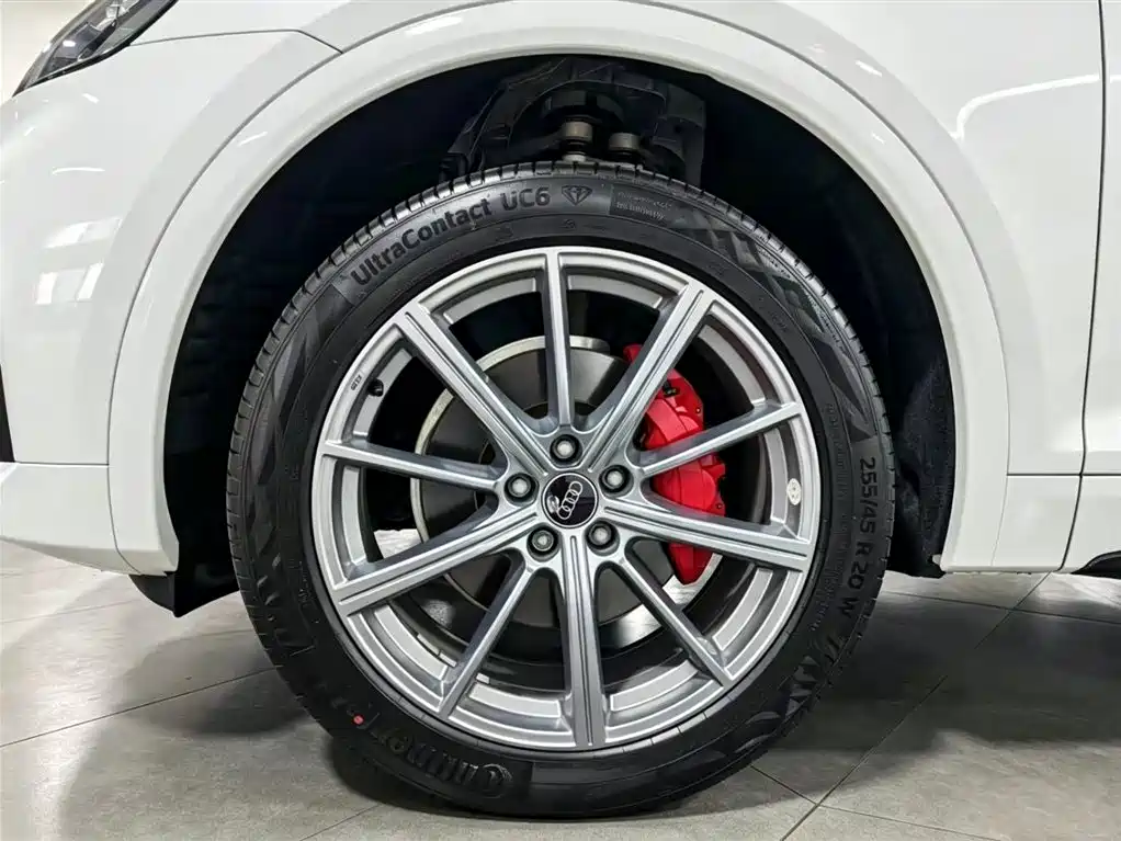 Audi Q5L 2022 40T Luxury Dynamic фото 15