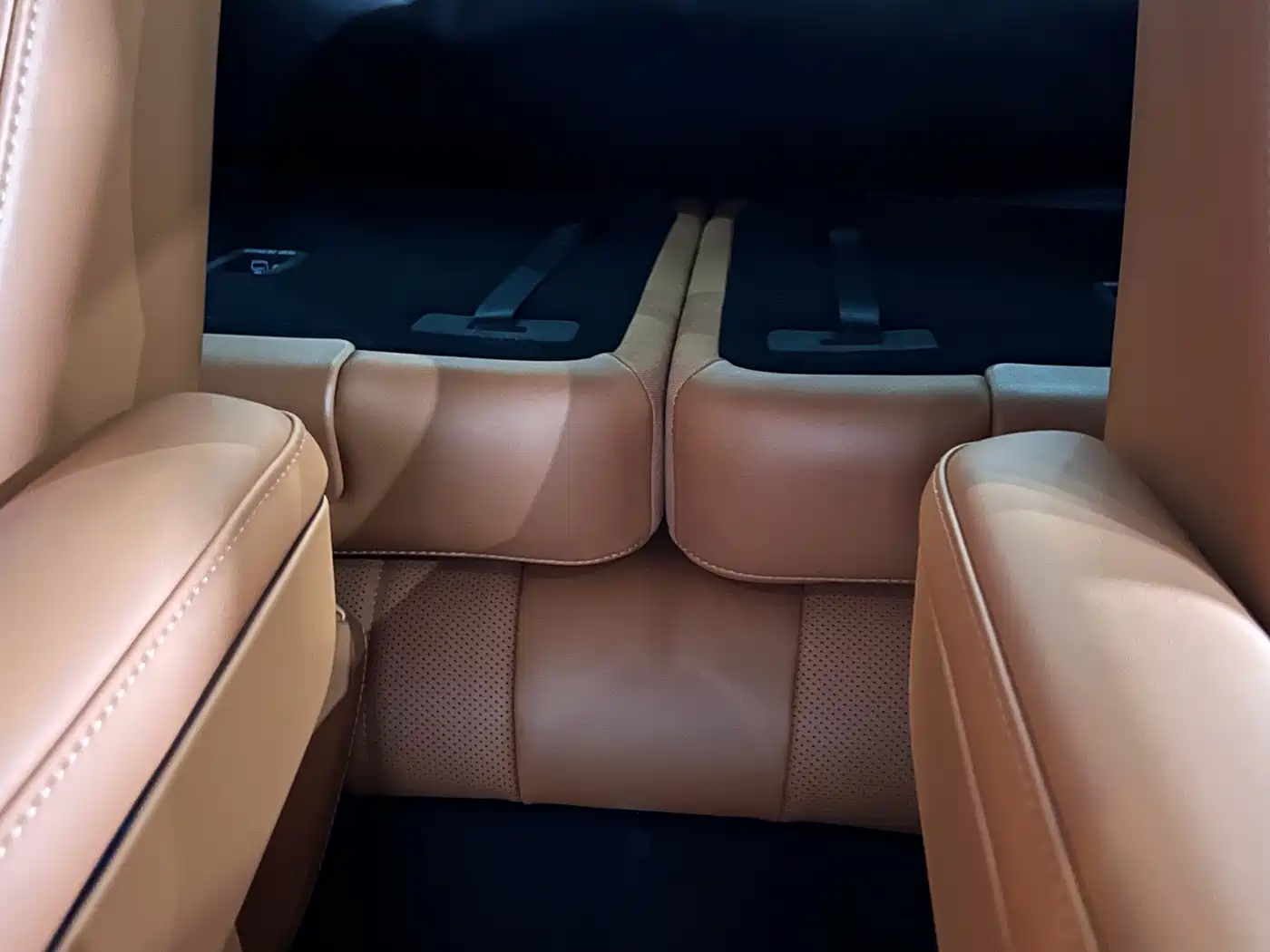 AITO Wenjie AITO M7 2026 2026 Extended Range Base Model 6-Seater