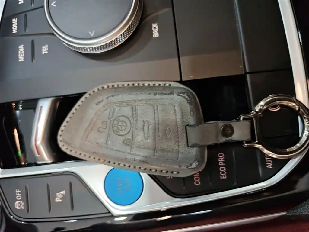 BMW i3 2024 eDrive 35 L фото 9
