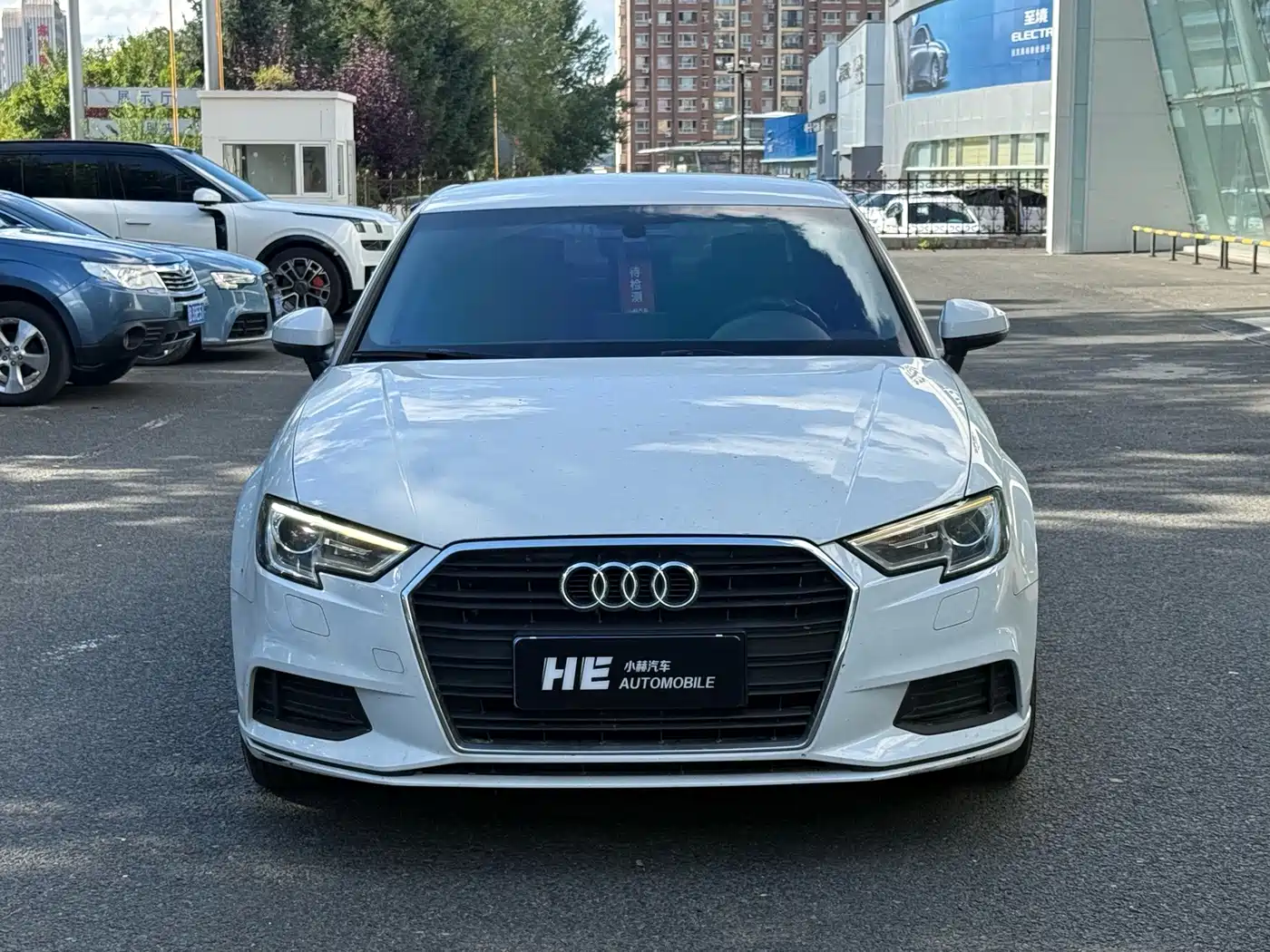 Photo 2 - Audi A3