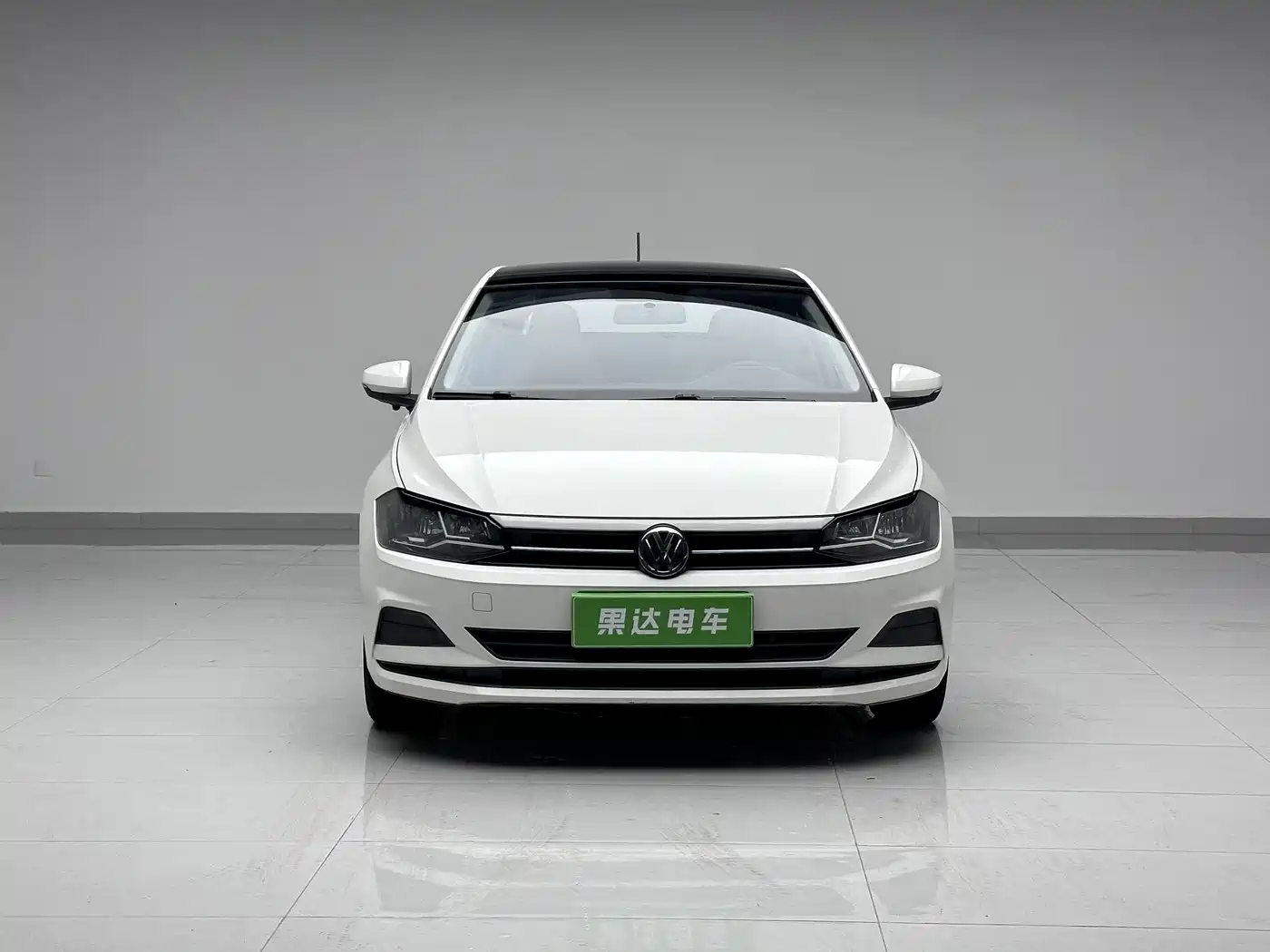 Volkswagen Polo 2019 Plus 1.5L Automatic Colorful Tech Edition фото 7