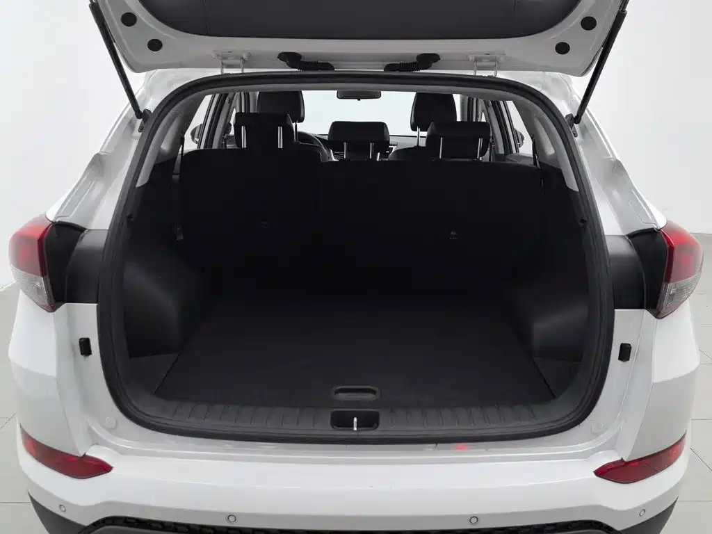Hyundai Tucson 2016 2015 1.6T Dual Clutch 2WD Smart
