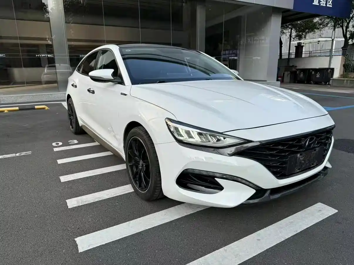 Hyundai Fista 2019 280TGDi Smart Speed Edition China VI фото 3