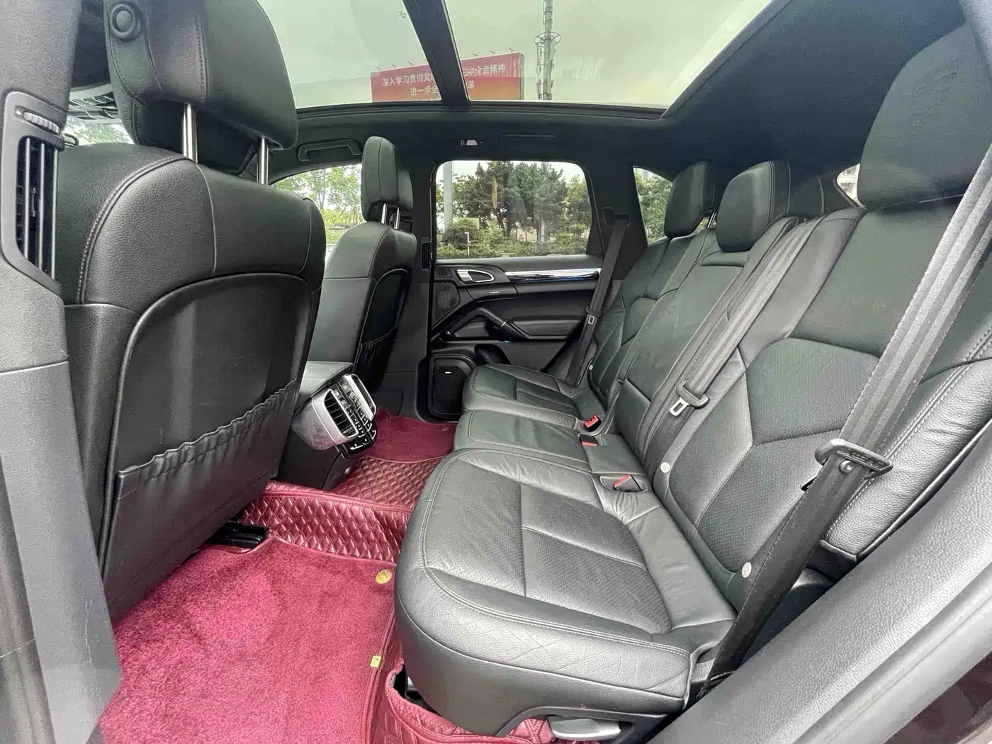 Porsche Cayenne 2014 Cayenne Platinum Edition 3.0T фото 14