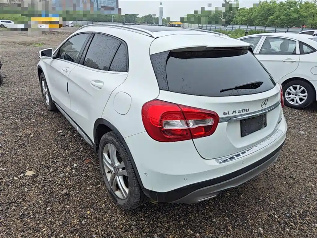 Mercedes-Benz GLA 2016 GLA 200 Dynamic фото 5