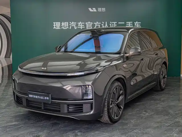 Li Auto Li Xiang L9 2025