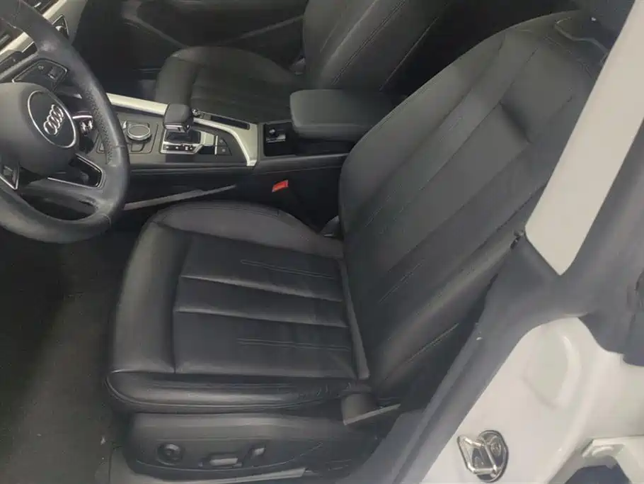 Audi A5 (Import) 2019 Sportback 40 TFSI Fashion фото 9