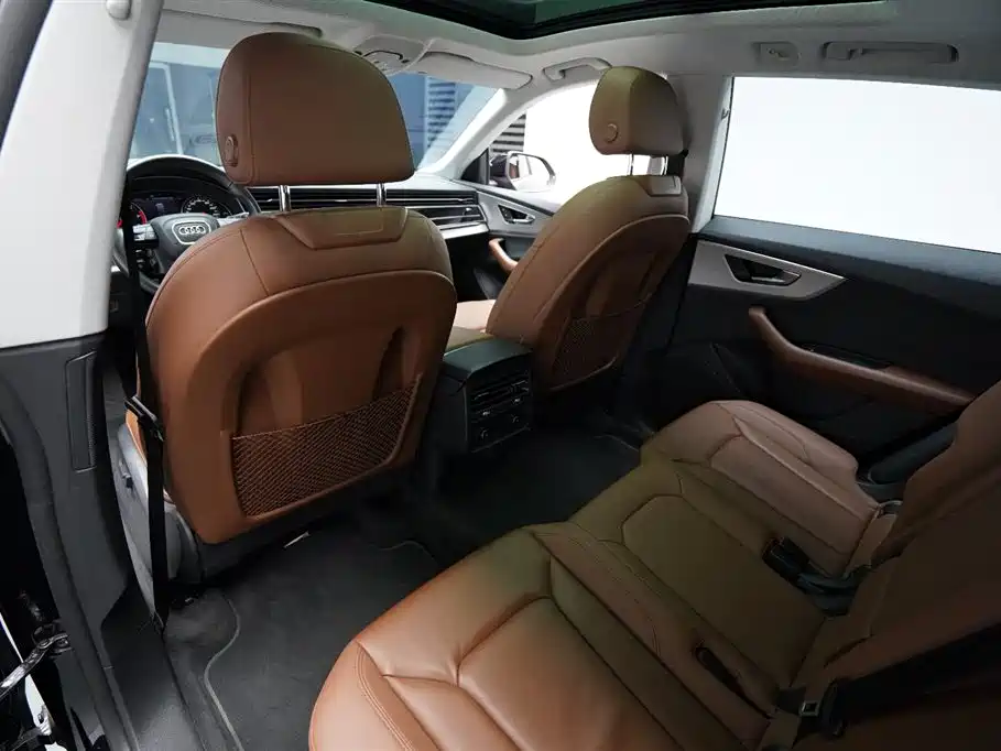 Audi Q8 2021 Model 55 TFSI Luxury Dynamic фото 13