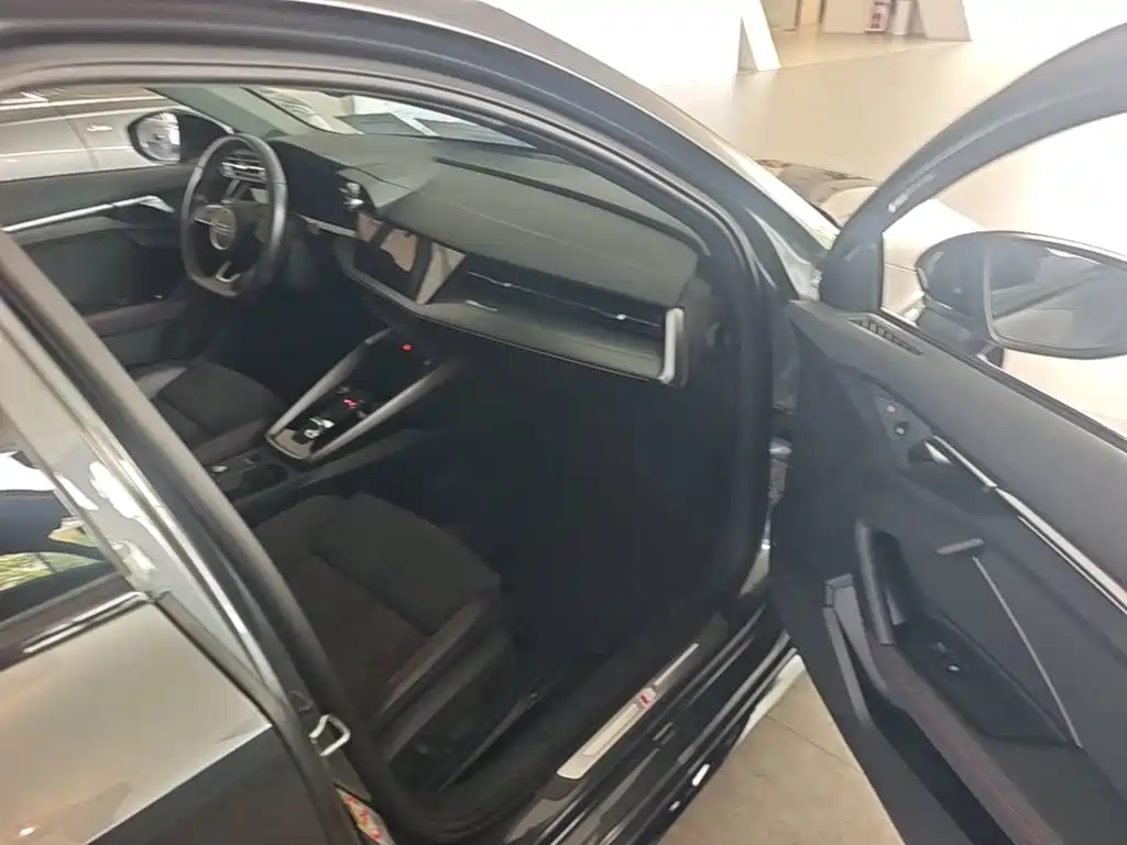 Фото 9 - Audi A3