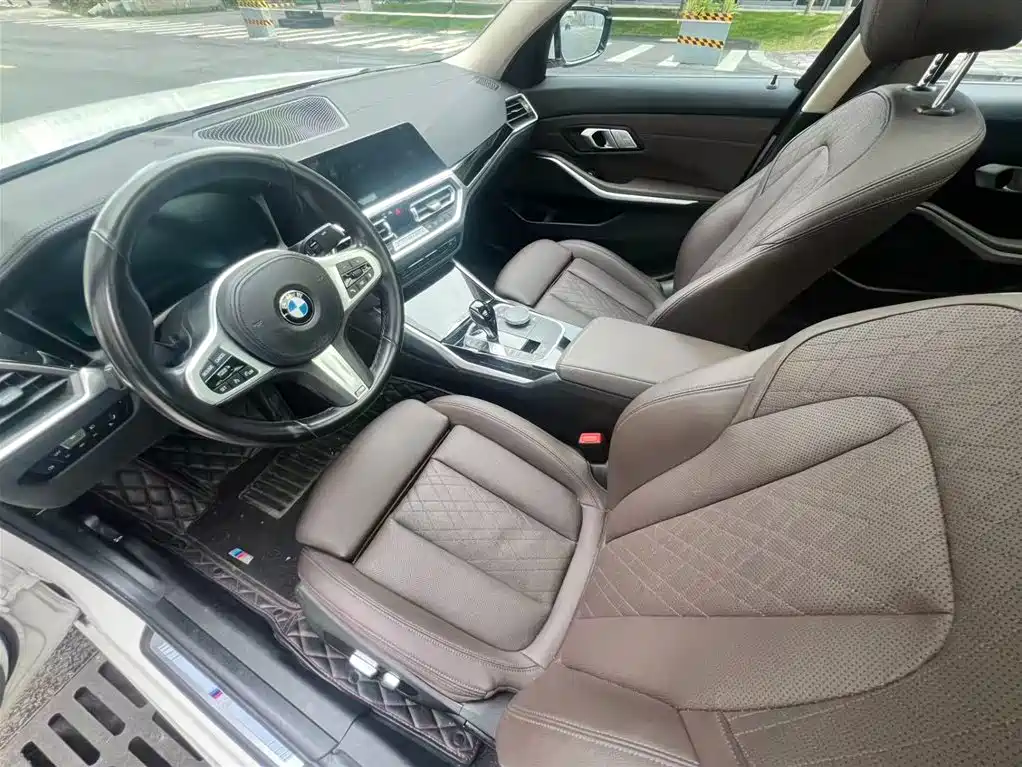 BMW 3 Series 2022 320Li M Sport Package фото 12