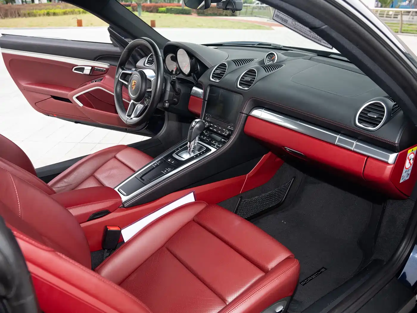 Porsche 718 2018 Cayman S 2.5T фото 15