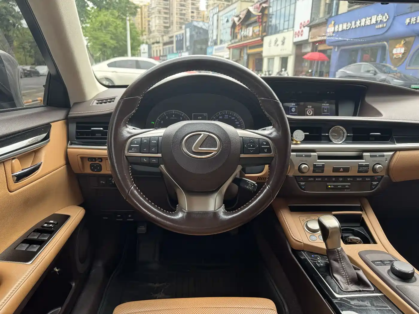 Lexus ES 2015 200 Elite Edition фото 7