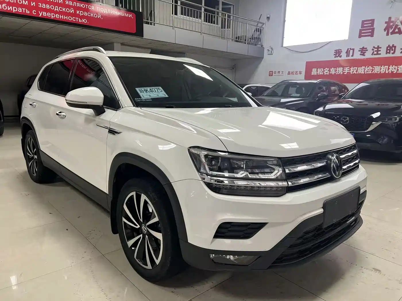 Volkswagen Tharu 2022 280TSI FWD Luxury Edition фото 3