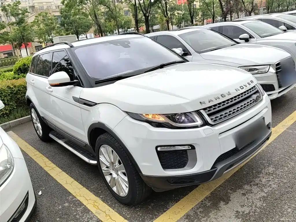 Land Rover Range Rover Evoque 2016 2.0T SE ZhiYao фото 4