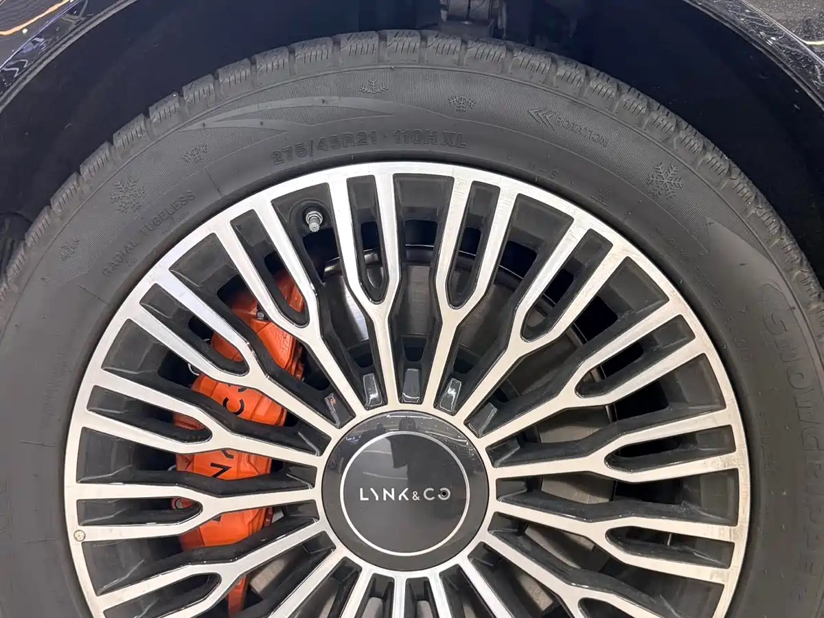 Lynk & Co 900 2025 2.0T Ultra фото 14